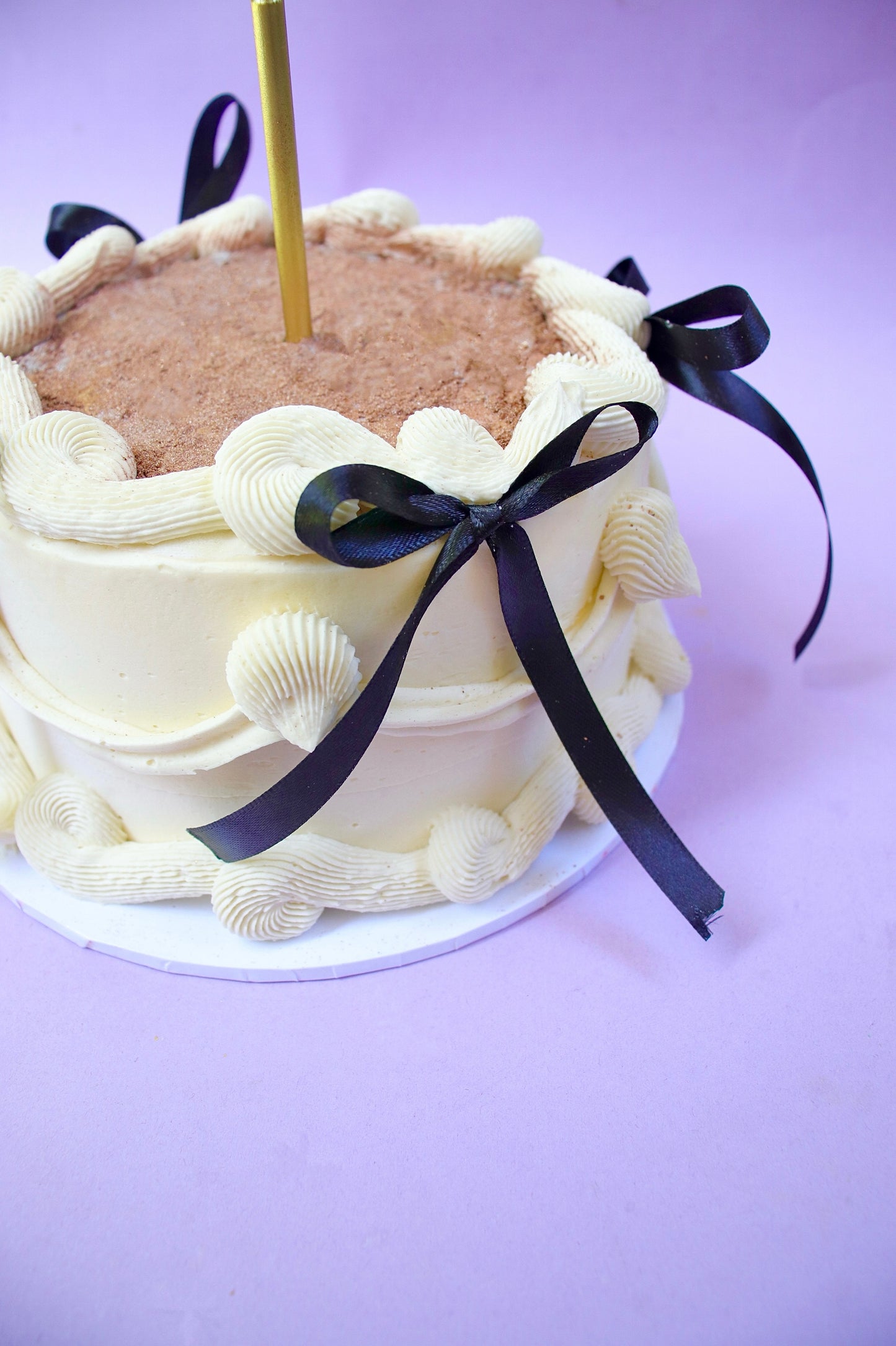 Glitter Blow Cake